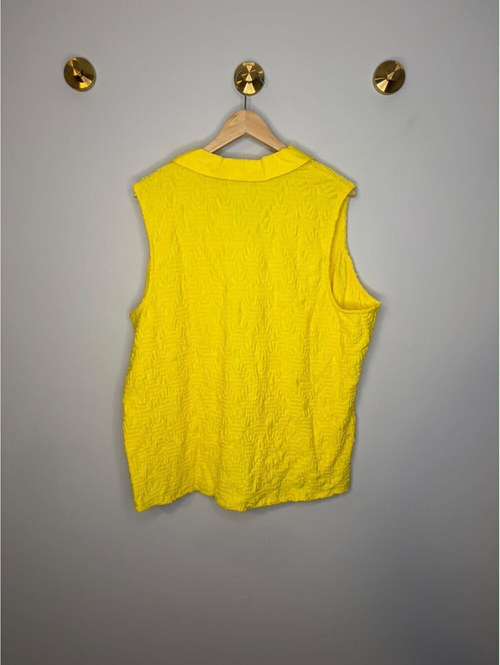 Women with Control Textured Knit Sleeveless Tank Top Lemon Zest, Size 2X Plus - Picture 4 of 7